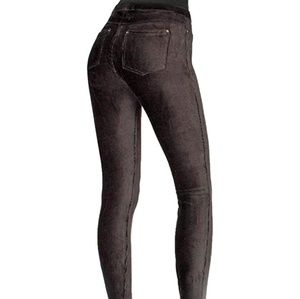 MeMoi (S/M) pavement skinny leggings.